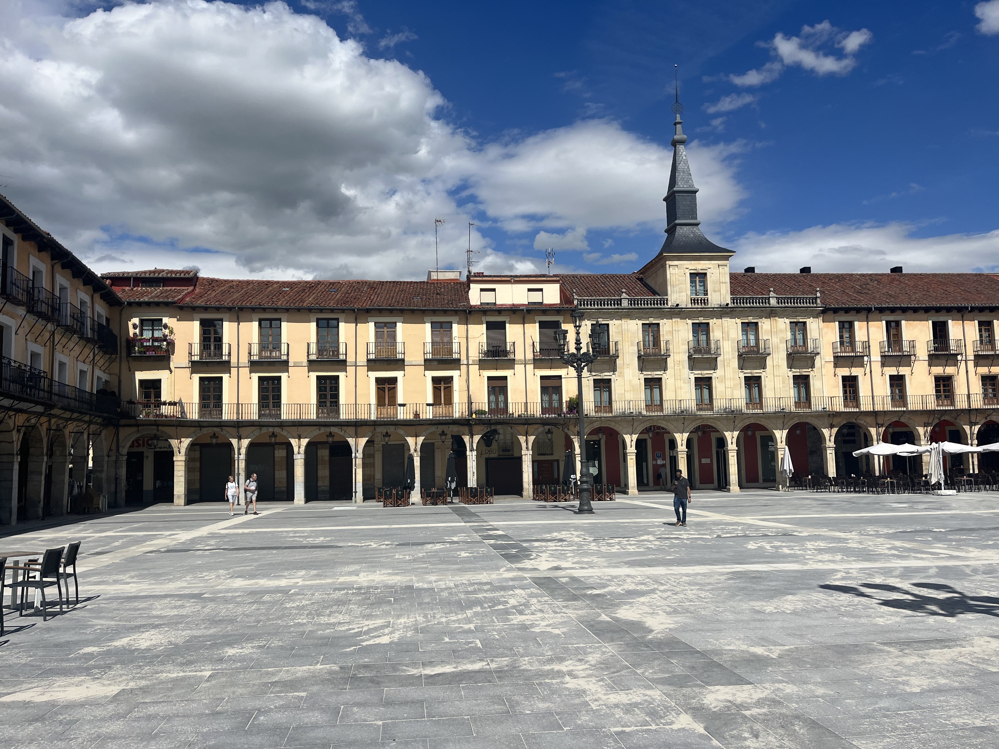 León 